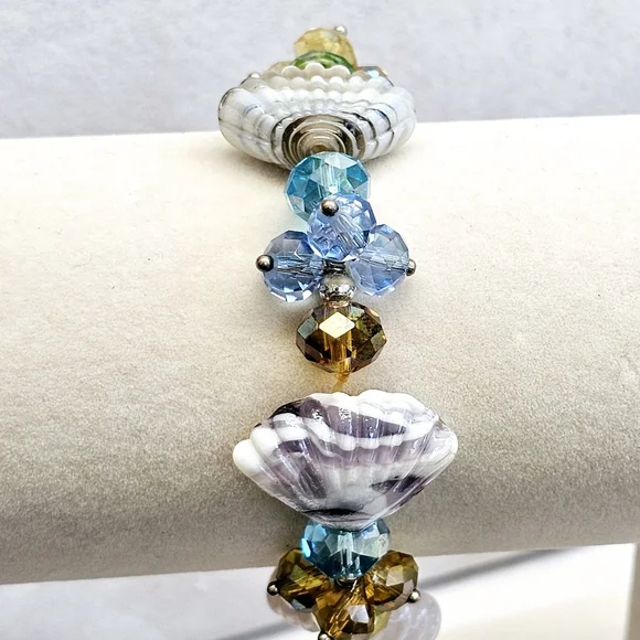 Glass Bead Seashell Bracelet Stretchy - Picture 11 of 15